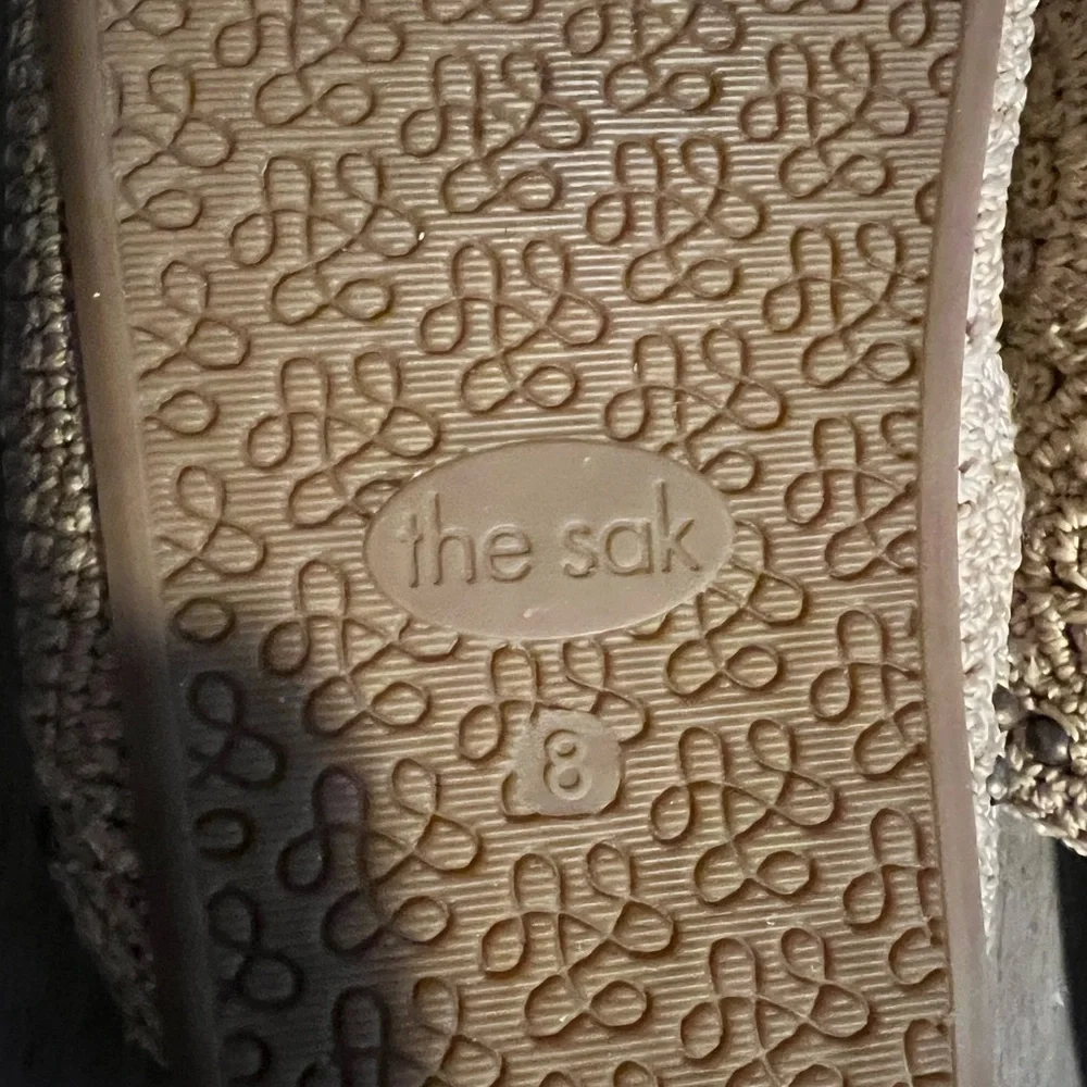 Elegant  Bolina’s Tan Crochet Women's Mules - Picture 8 of 8